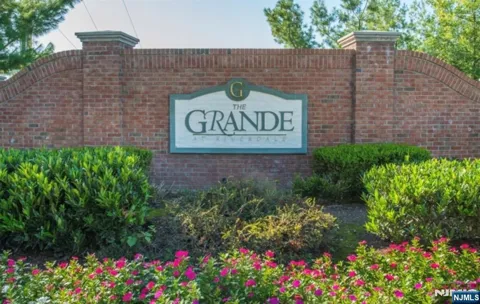 6214 Brookhaven Court #214