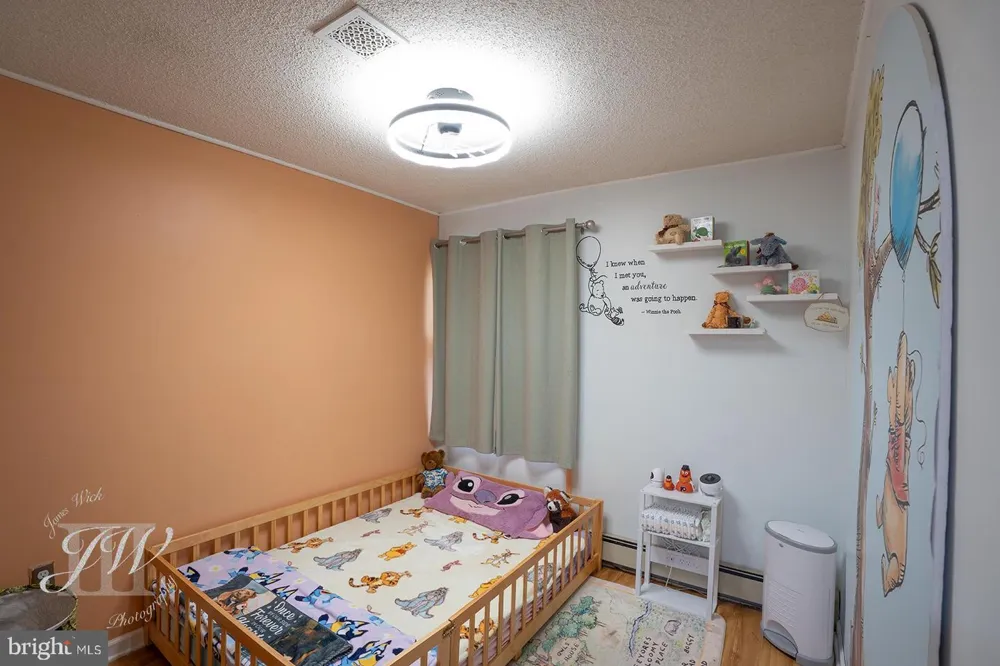 35 SPIRAL LANE Levittown, PA 19055