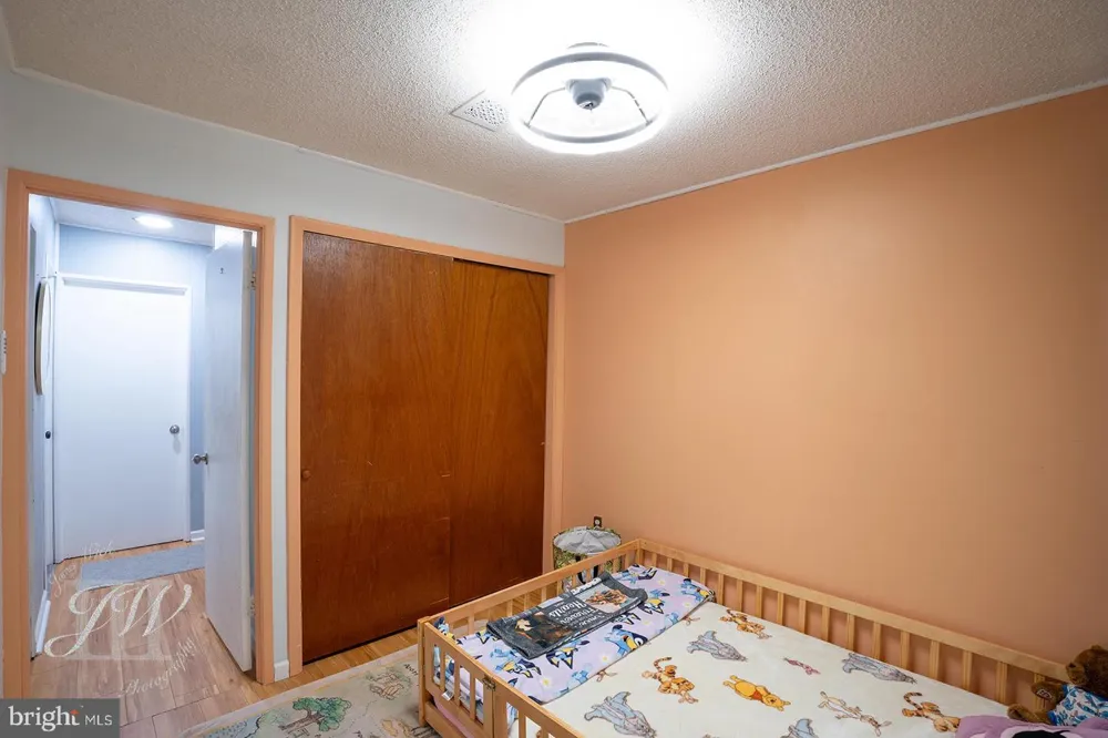 35 SPIRAL LANE Levittown, PA 19055