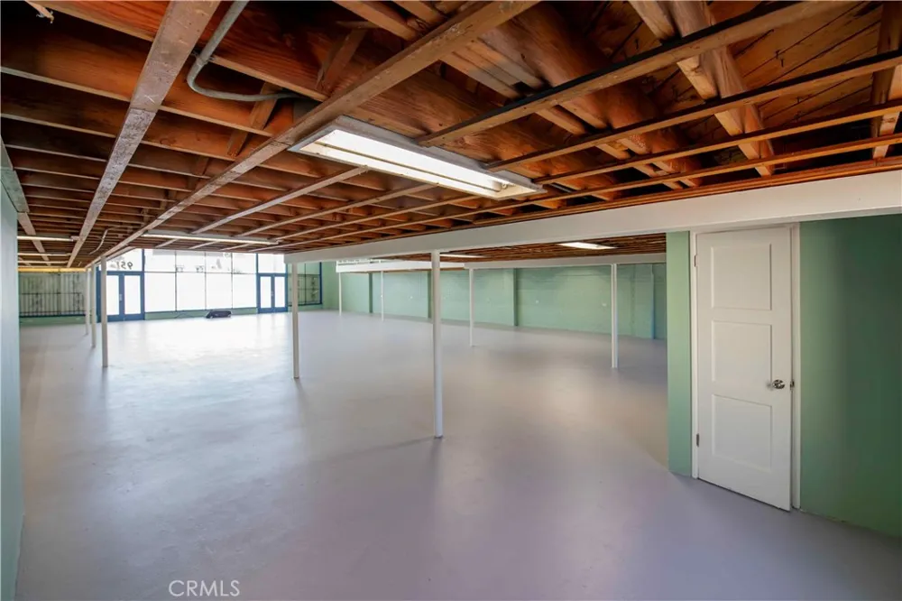 951 S LA BREA Inglewood, CA 90301