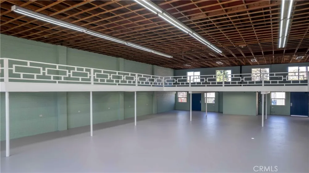 951 S LA BREA Inglewood, CA 90301