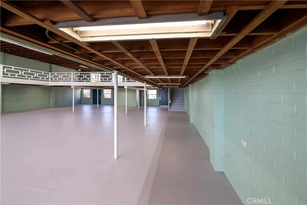 951 S LA BREA Inglewood, CA 90301