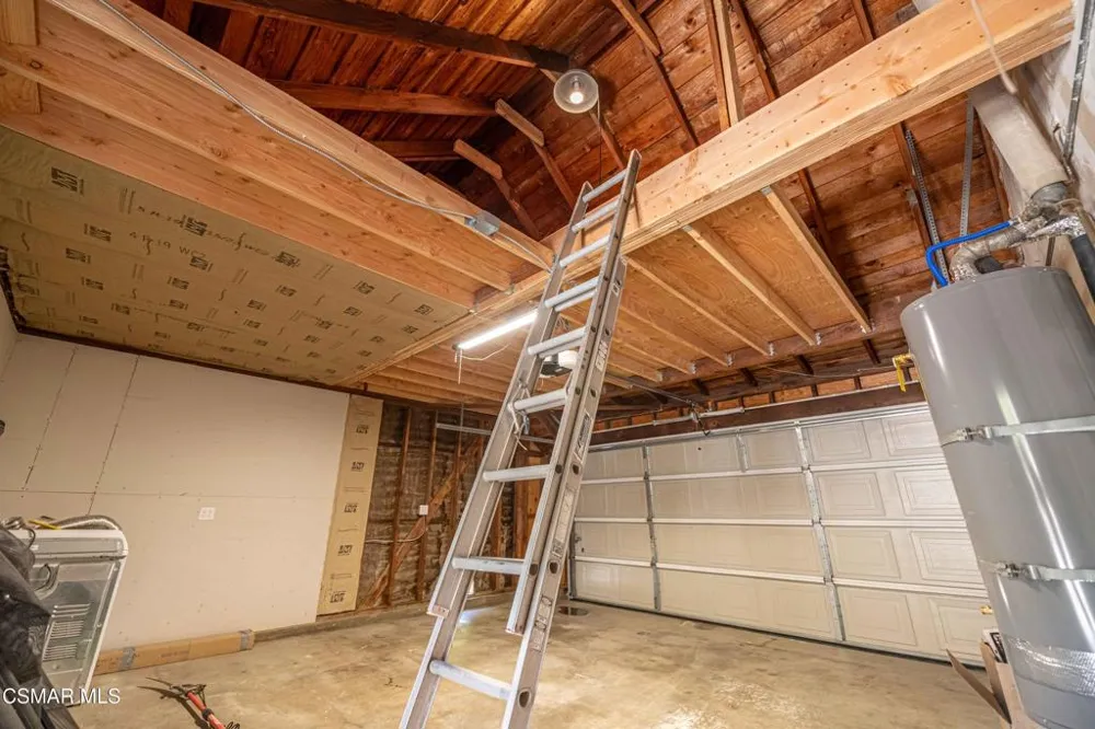 2483 Drake Drive Thousand Oaks, CA 91362