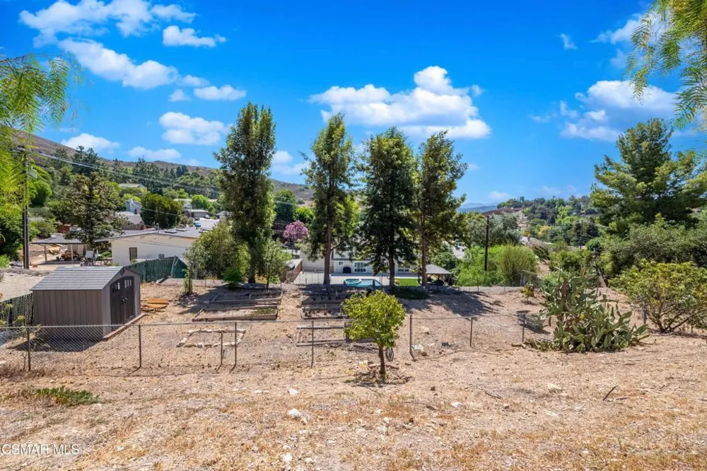 2483 Drake Drive Thousand Oaks, CA 91362