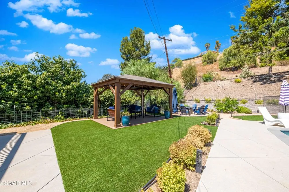 2483 Drake Drive Thousand Oaks, CA 91362