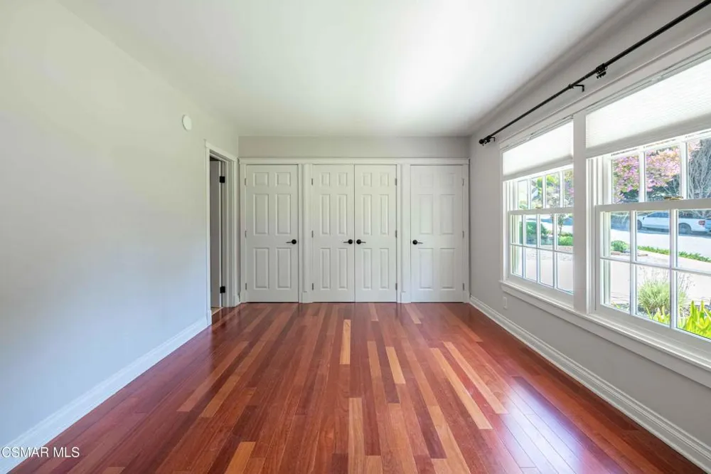 2483 Drake Drive Thousand Oaks, CA 91362