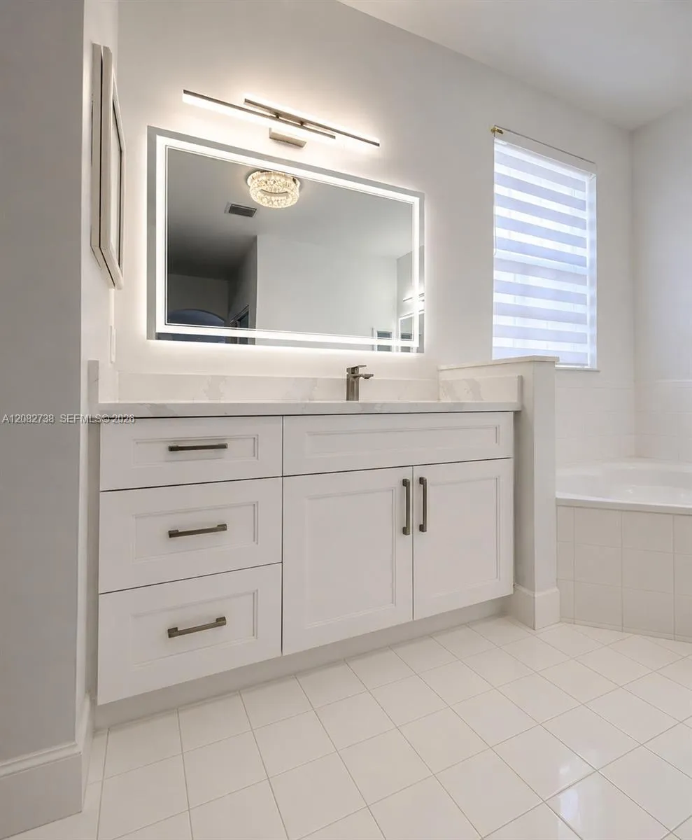 14303 SW 159th Pl Miami, FL 33196