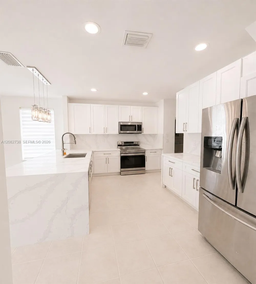 14303 SW 159th Pl Miami, FL 33196
