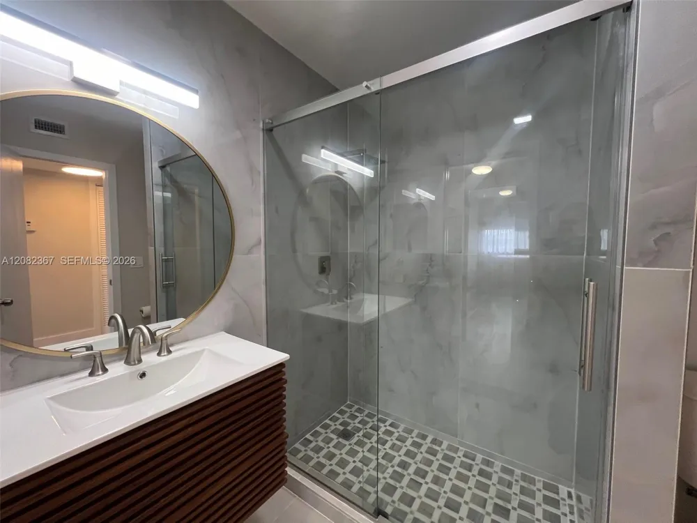 16801 NE 14th Ave #311 Miami, FL 33162