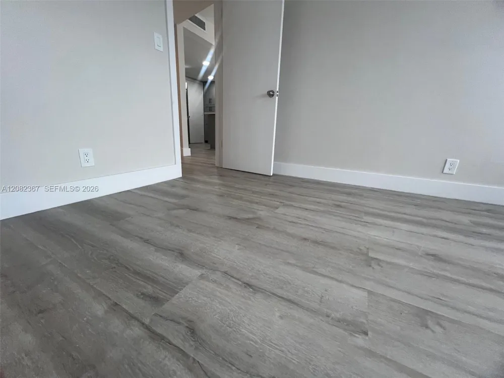 16801 NE 14th Ave #311 Miami, FL 33162
