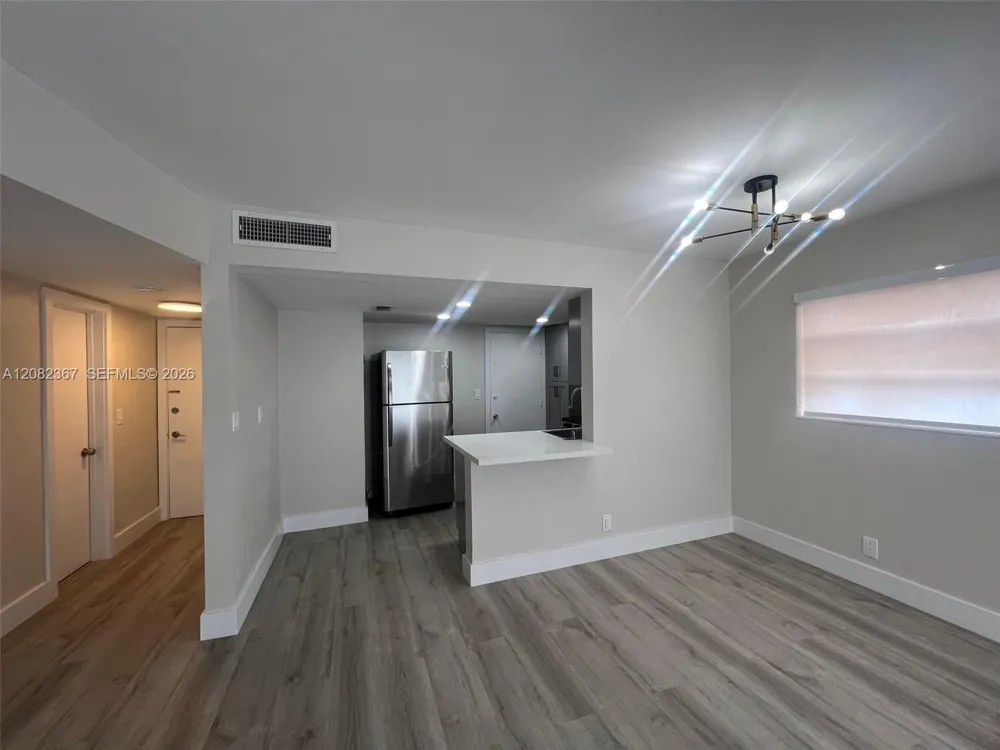 16801 NE 14th Ave #311 Miami, FL 33162
