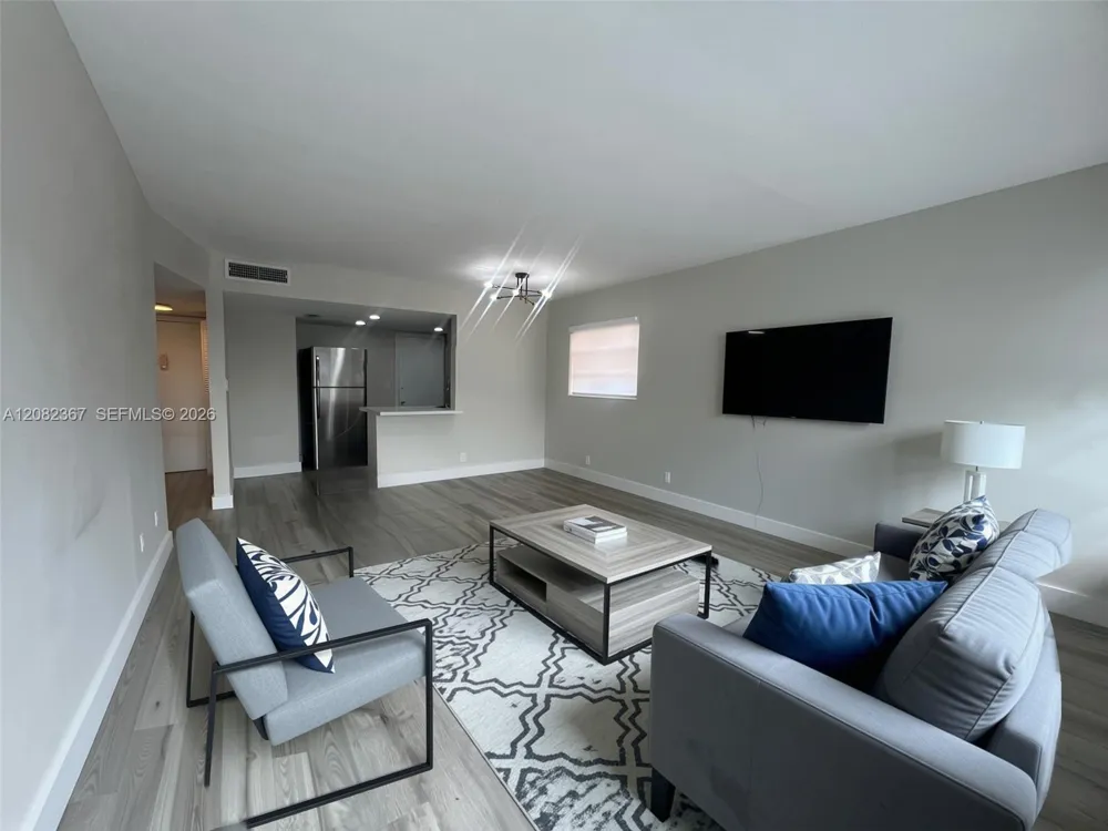 16801 NE 14th Ave #311 Miami, FL 33162