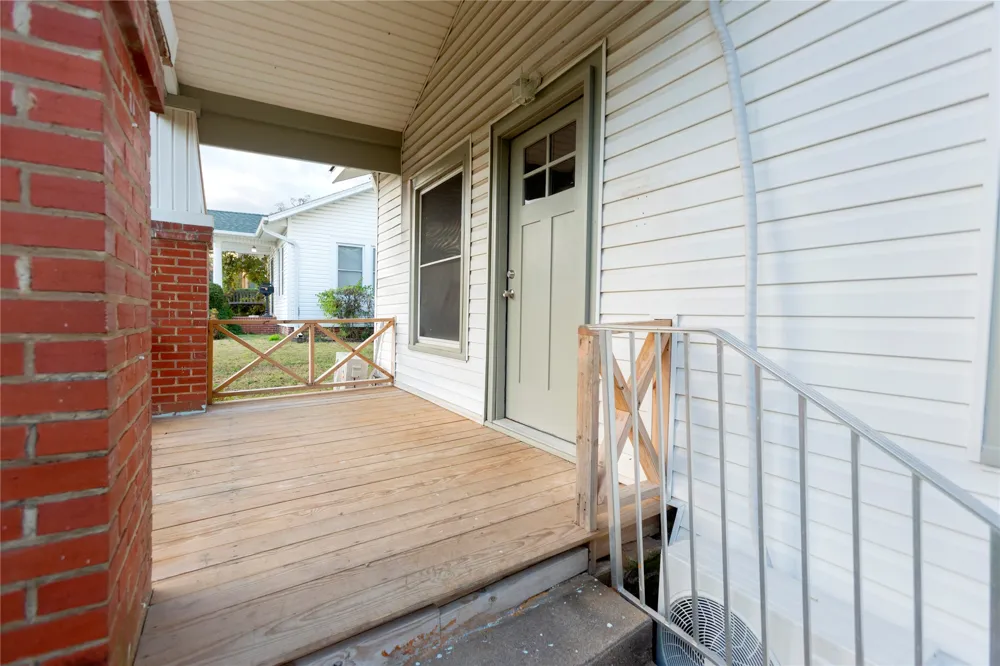 415 E Seneca McAlester, OK 74501