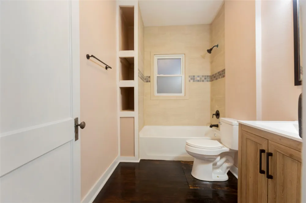 415 E Seneca McAlester, OK 74501