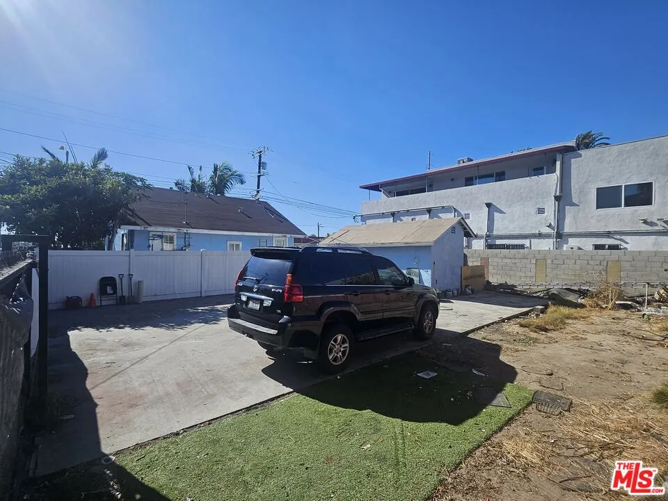 16704 S Vermont Avenue Gardena, CA 90247