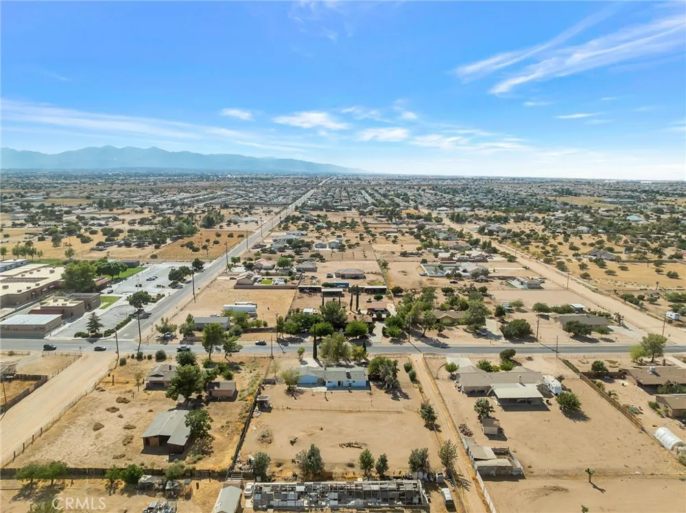 8941 Cottonwood Hesperia, CA 92345