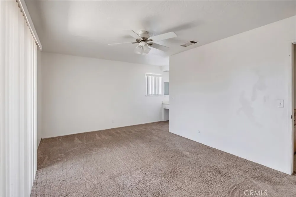 8941 Cottonwood Hesperia, CA 92345