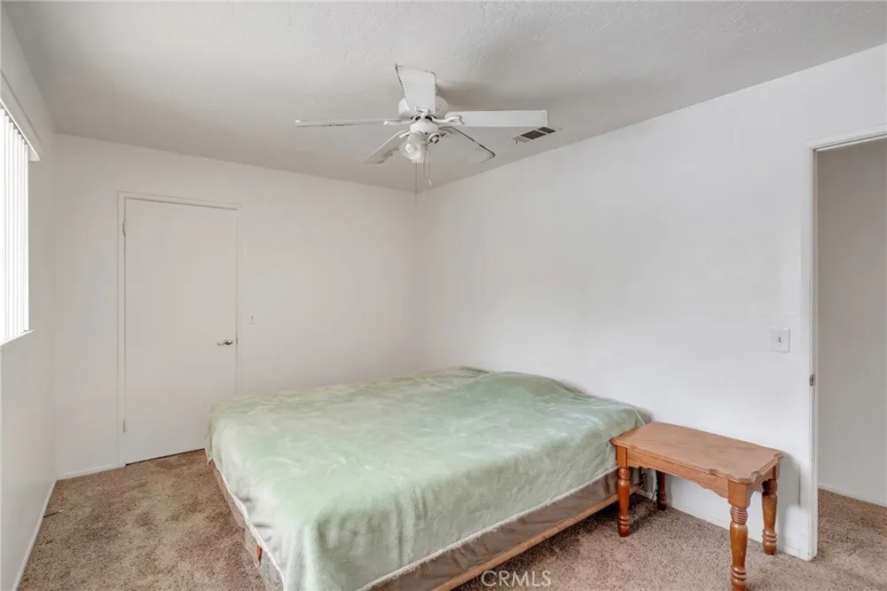 8941 Cottonwood Hesperia, CA 92345