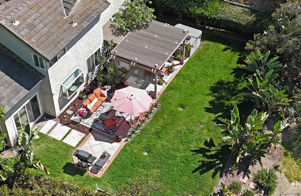 3520 Sitio Baya Carlsbad, CA 92009