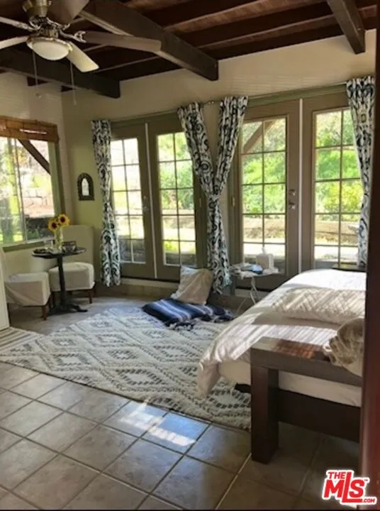 21330 Encina Road Topanga, CA 90290