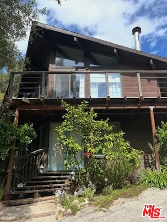 21330 Encina Road Topanga, CA 90290