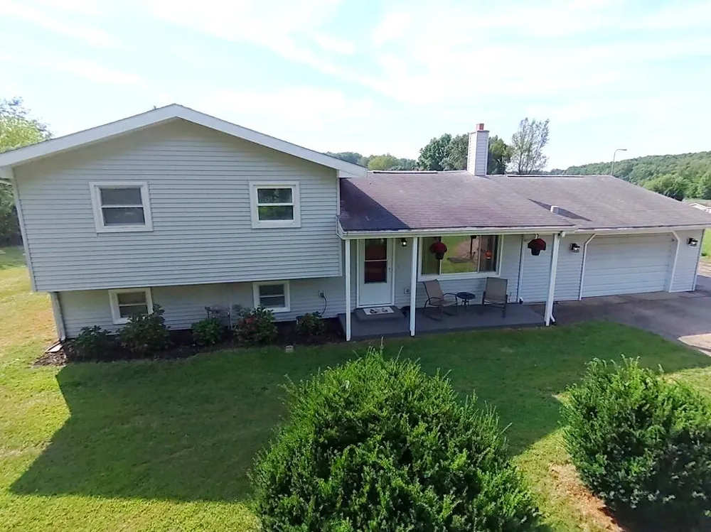 5773 M 66 East Leroy, MI 49051