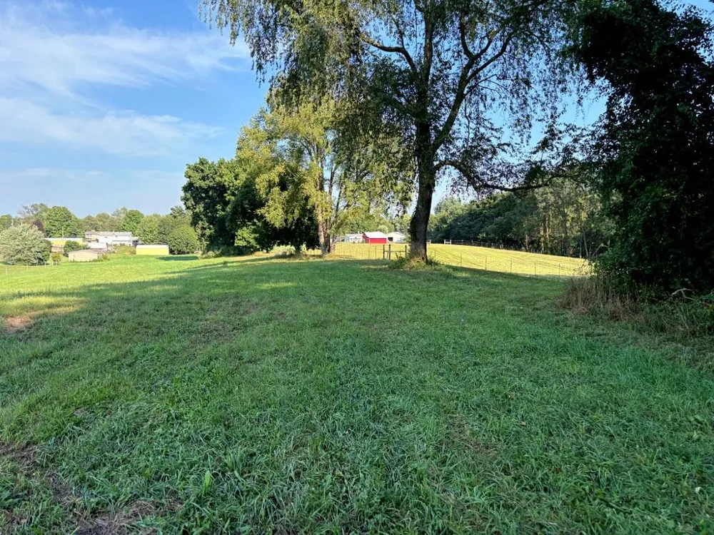 5773 M 66 East Leroy, MI 49051