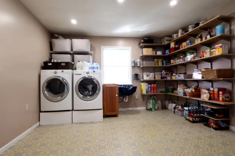 5773 M 66 East Leroy, MI 49051
