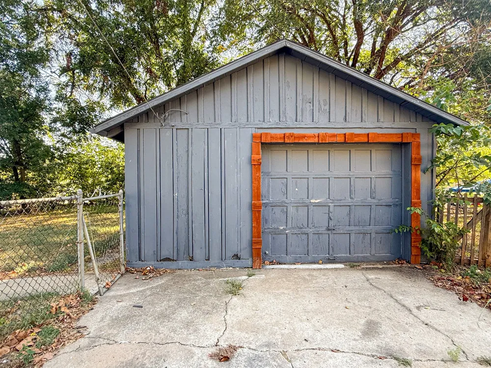 1408 S Maple Avenue Bartlesville, OK 74003