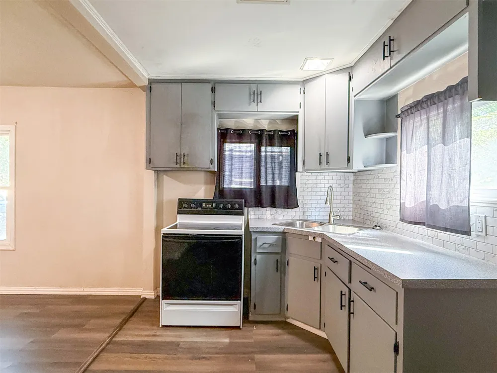 1408 S Maple Avenue Bartlesville, OK 74003