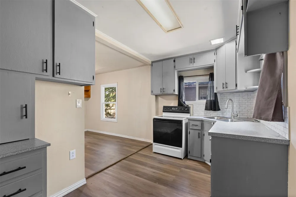 1408 S Maple Avenue Bartlesville, OK 74003