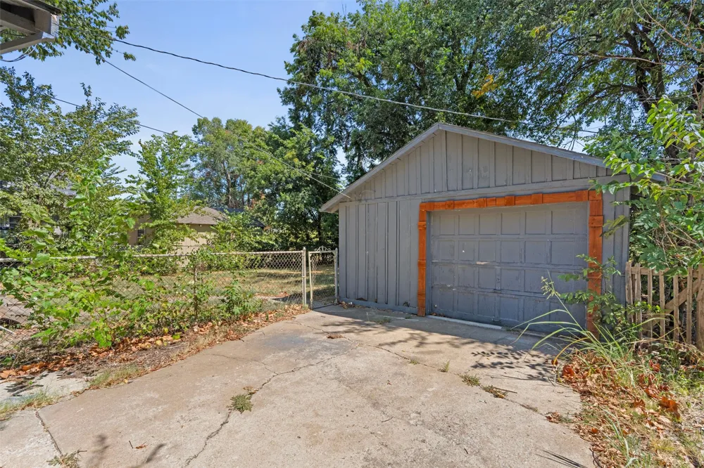 1408 S Maple Avenue Bartlesville, OK 74003