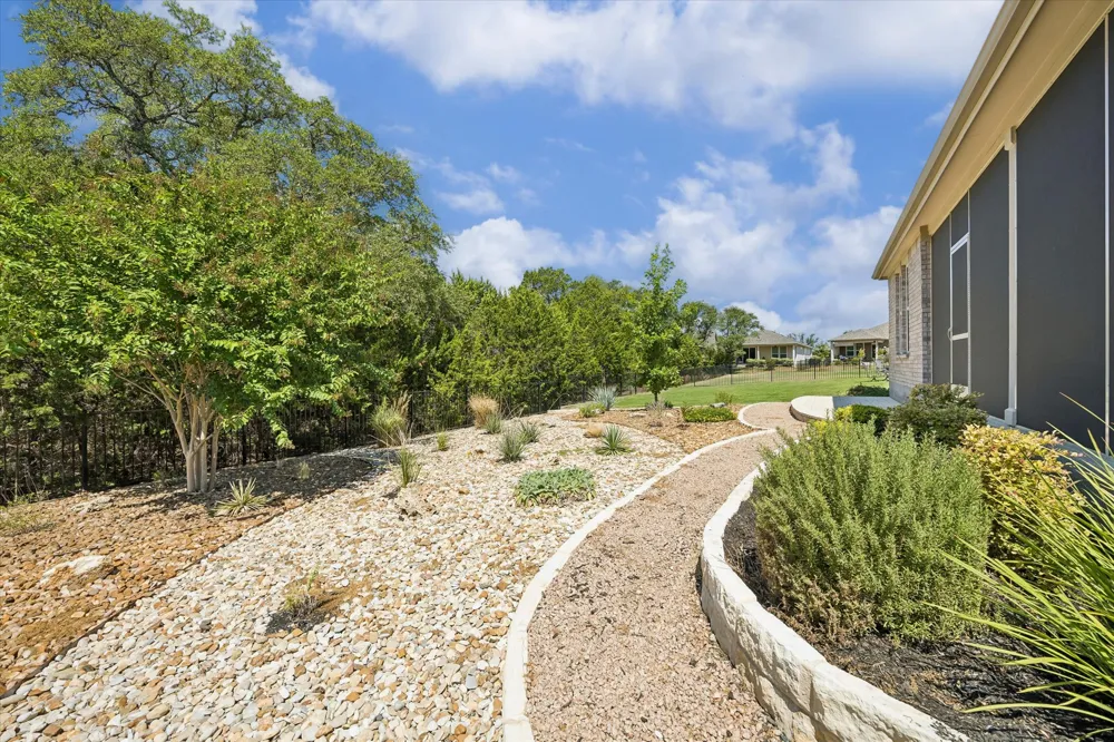 306 Kitty Hawk Road Georgetown, TX 78633