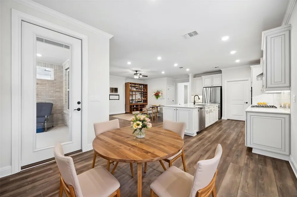 306 Kitty Hawk Road Georgetown, TX 78633