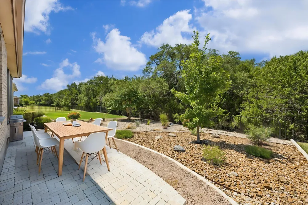 306 Kitty Hawk Road Georgetown, TX 78633