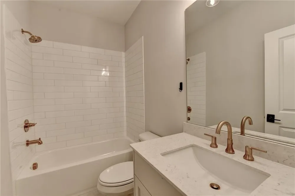 140 Wards Crossing Way Johns Creek, GA 30022