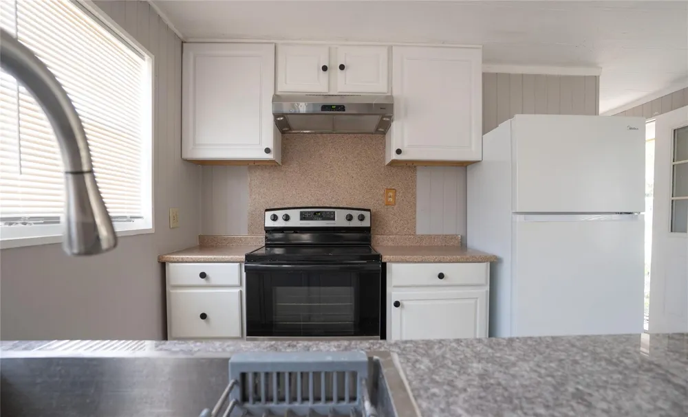 21288 North Street New Caney, TX 77357