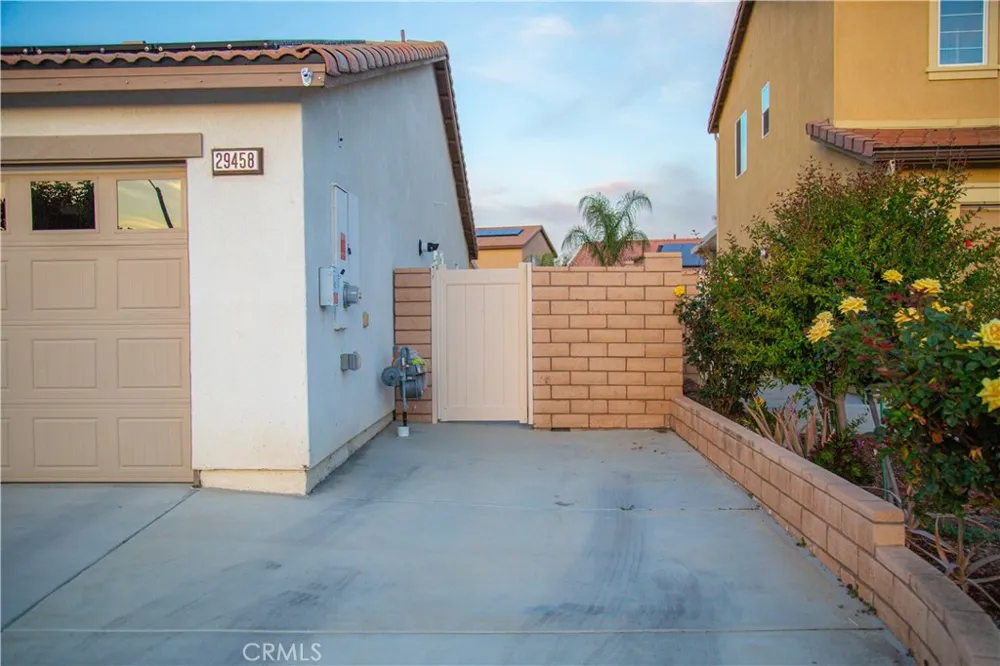 29458 Highroot Court Winchester, CA 92596