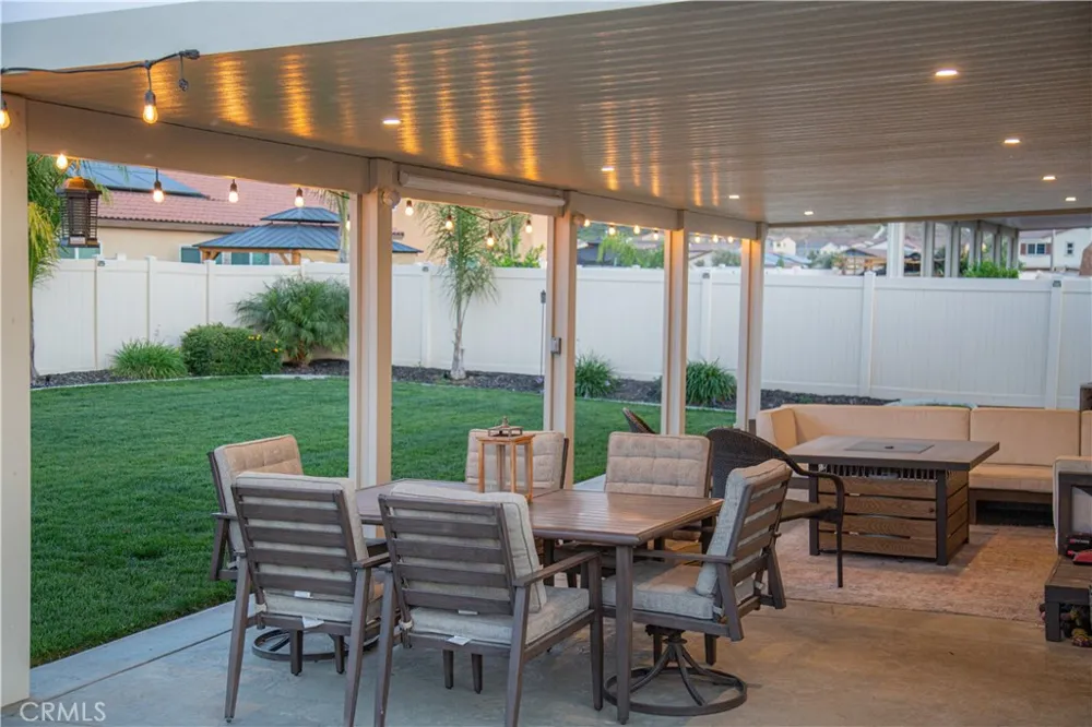 29458 Highroot Court Winchester, CA 92596