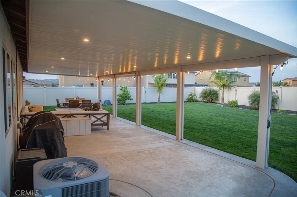 29458 Highroot Court Winchester, CA 92596