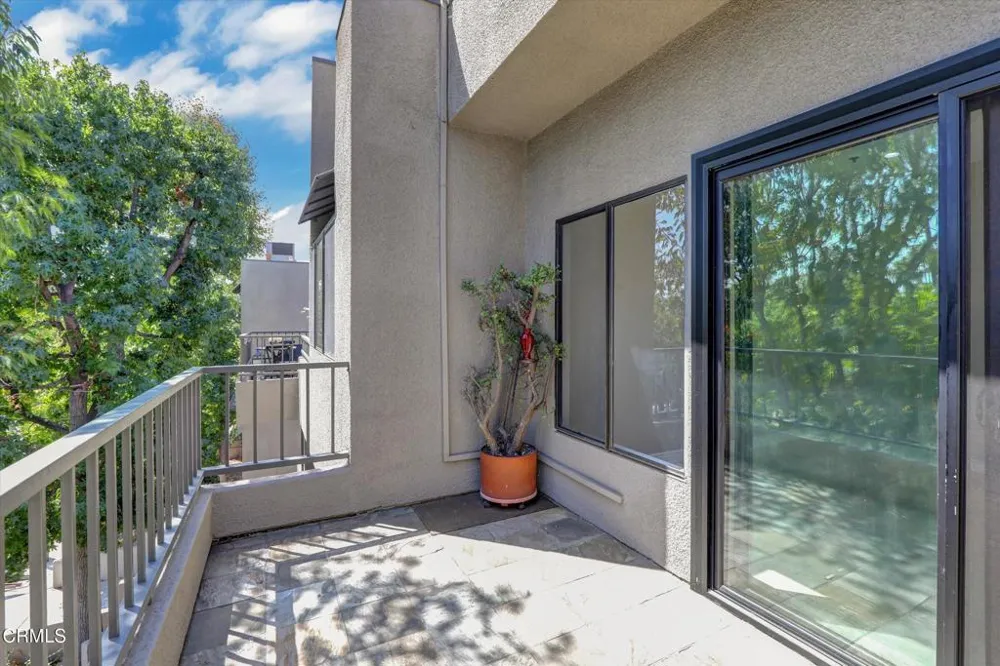 1310 E Orange Grove Boulevard #320 Pasadena, CA 91104