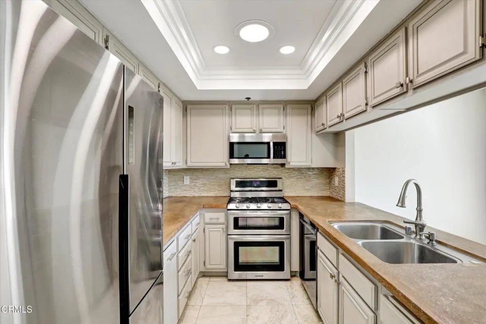 1310 E Orange Grove Boulevard #320 Pasadena, CA 91104