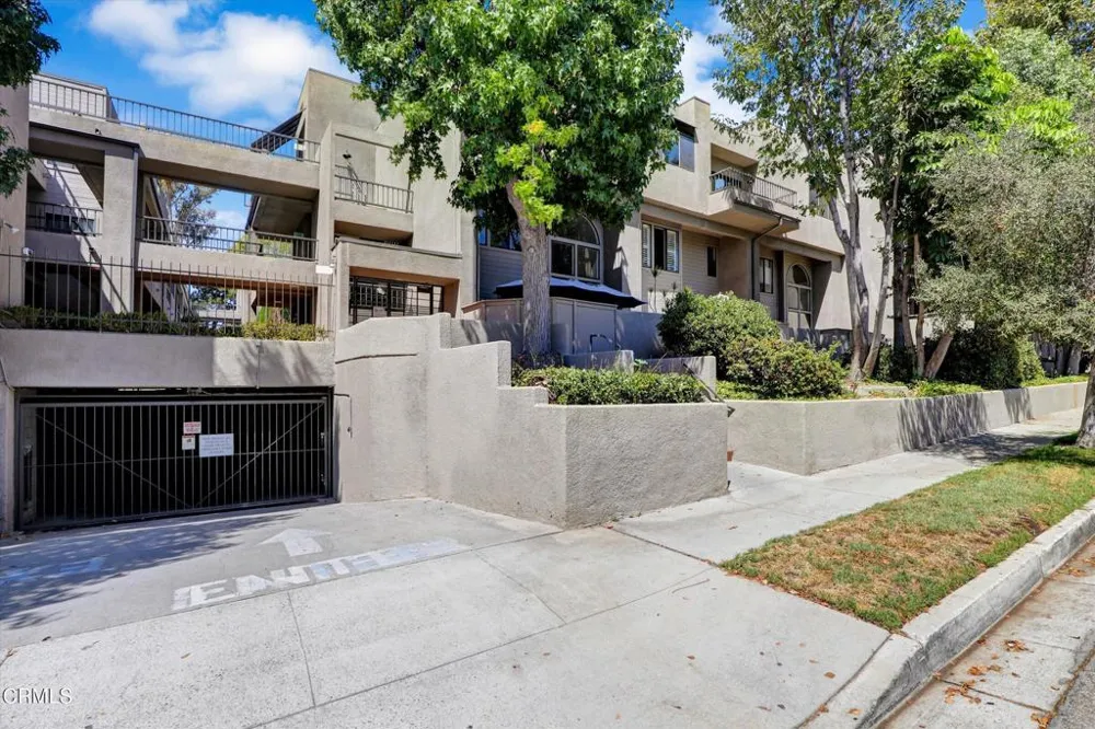 1310 E Orange Grove Boulevard #320 Pasadena, CA 91104