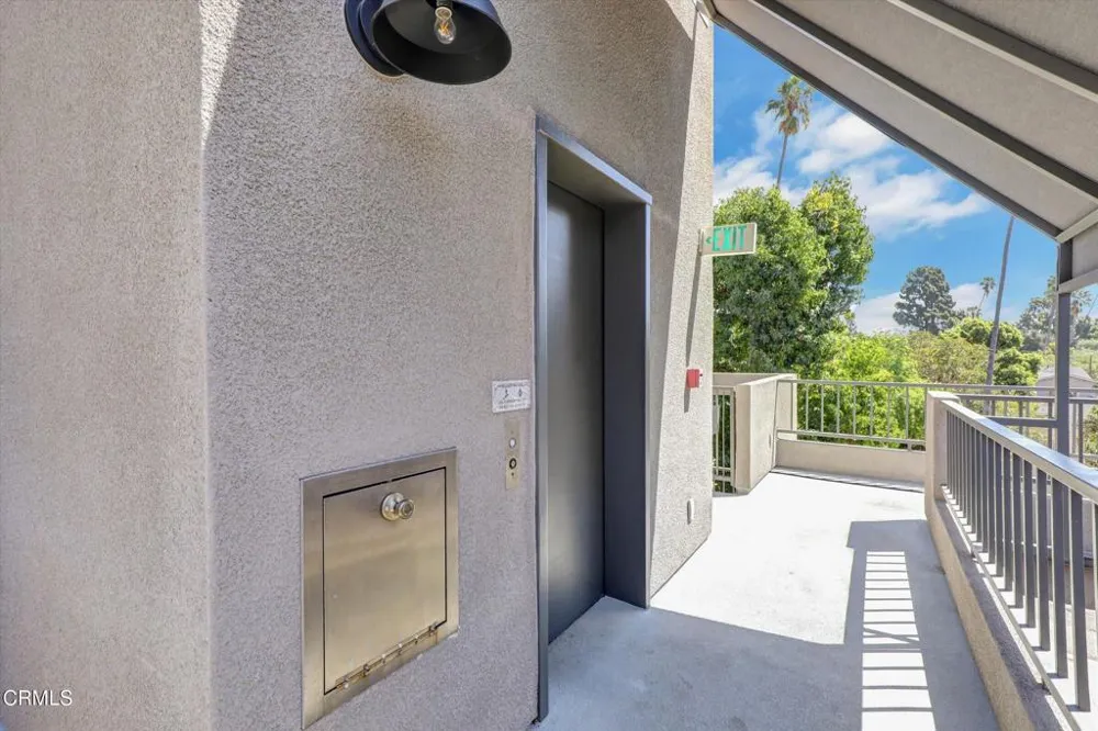 1310 E Orange Grove Boulevard #320 Pasadena, CA 91104