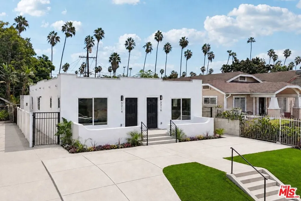 5214 Cimarron Street Los Angeles, CA 90062