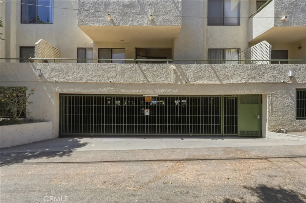 3544 S Centinela #107 Los Angeles, CA 90066