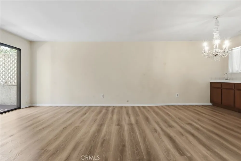 3544 S Centinela #107 Los Angeles, CA 90066