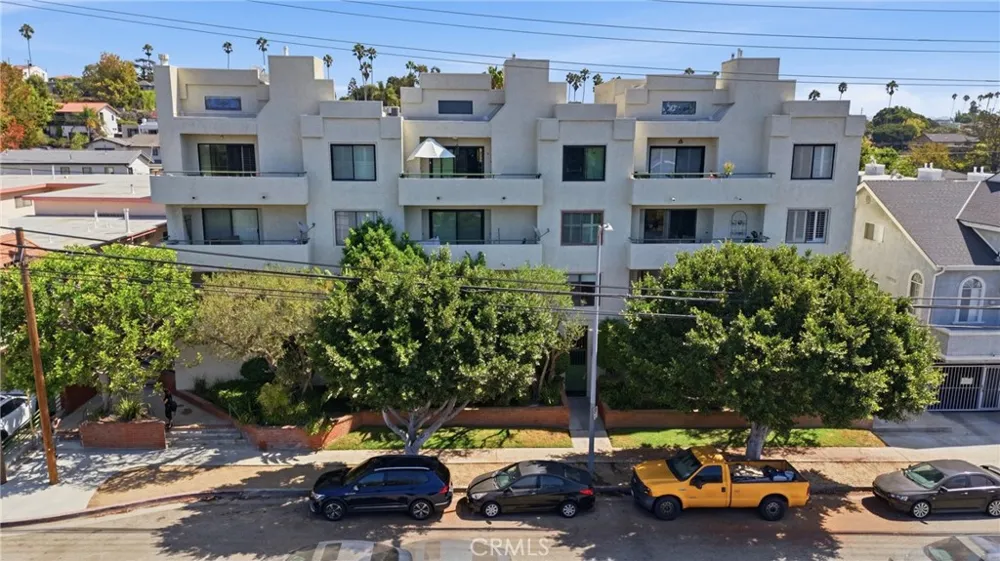 3544 S Centinela #107 Los Angeles, CA 90066