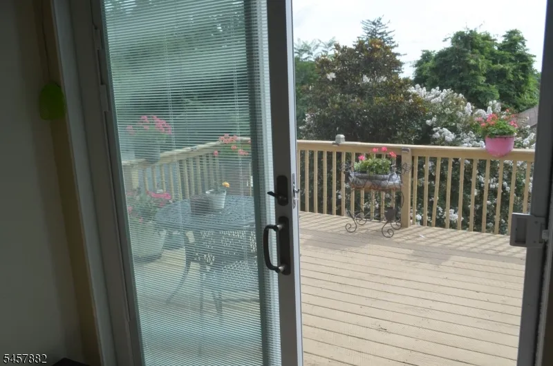 128 Hillside Ter Irvington, NJ 07111