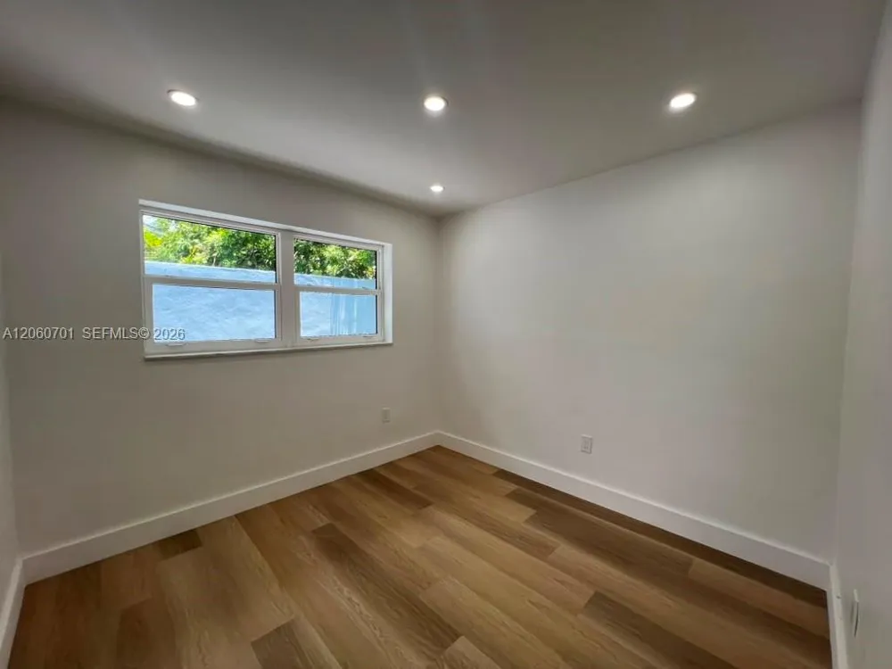 1239 SW 22nd Ave #1239 Miami, FL 33135